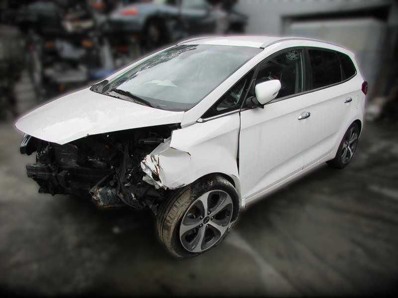 Kia Carens 1.7 CRDi 2016 - Peças Usadas