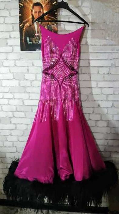 Сукня стандарт зріст 150-157 см Юніори 2 з камінням