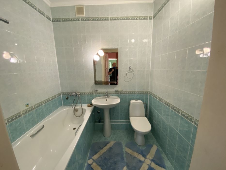 Продам 2-х этажный дом на Таврическом