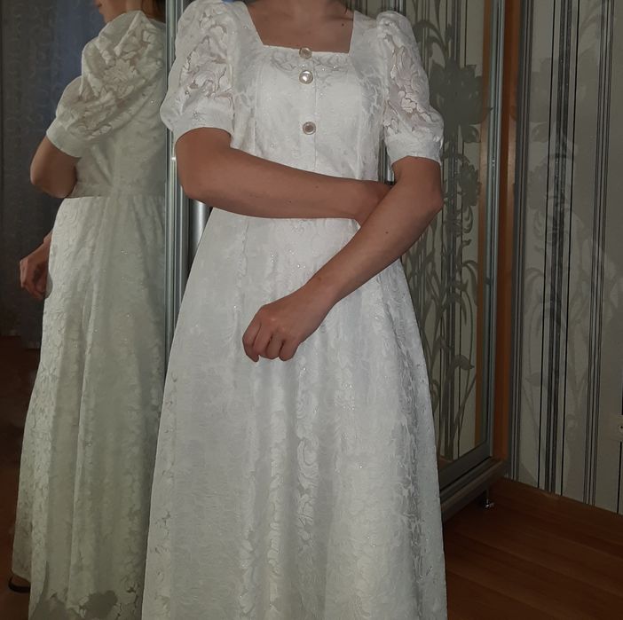 Нова шикарна брендова сукня