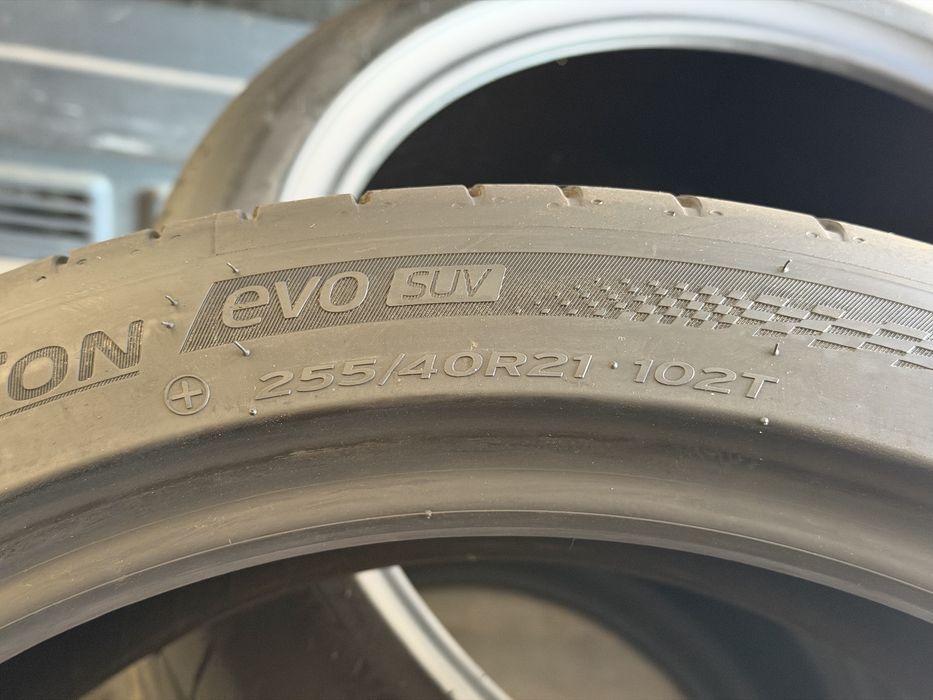 Літня гума 255 40 R21 Hankook ion evo suv  21 R21 2024 рік летняя резина tesla model