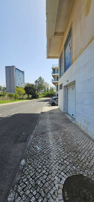 Trespasse de Salão de Cabeleireiro e Estética em Pleno Funcionamento – Oeiras (Junto à Nova Câmara)