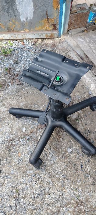 Запчасти к офисным креслам