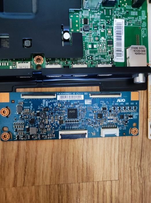 Samsung UE43J5600 (części)