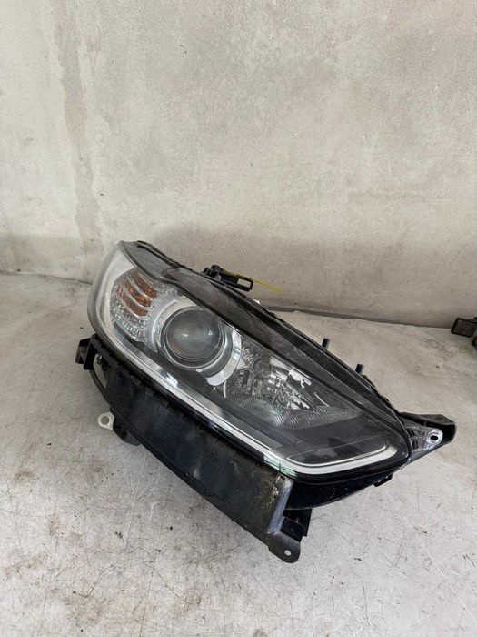 Lampa prawy przód Soczewka Ford Mondeo MK5 EU