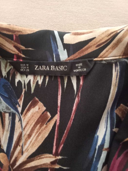 Macacão floral zara
