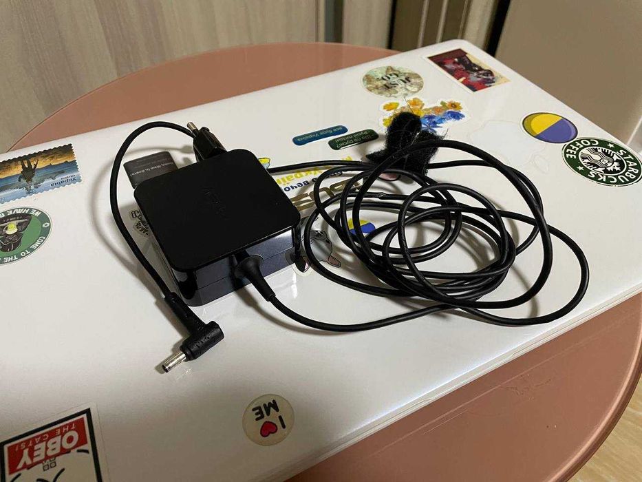 Asus X542UA-DM250 білий