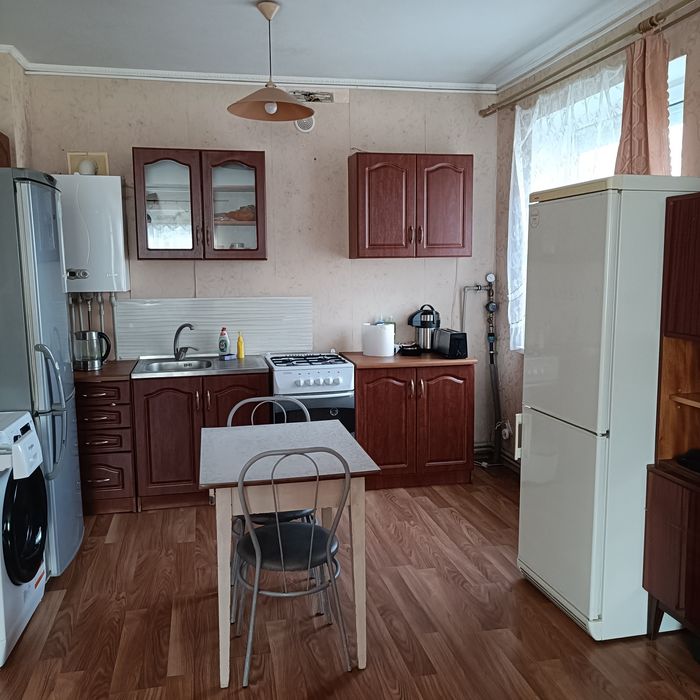 Продам 2 сучасні будинки в Старий Білоус
