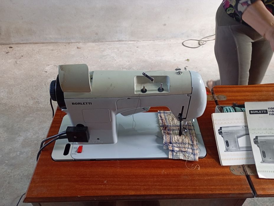 Máquina de costura