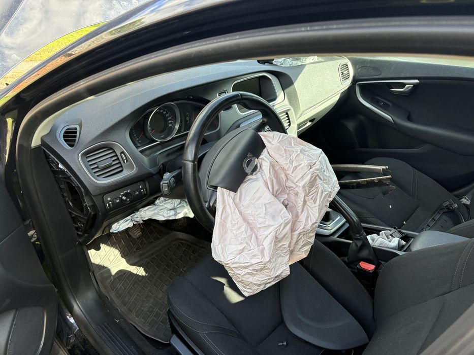 Sprzedam Volvo v40 CC