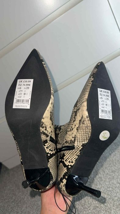 Długie damskie kozaki nowe marki New Look