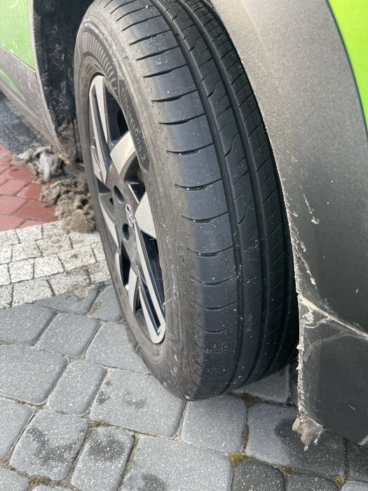 Witam okazja nowe roczne opony 215 60 r 17