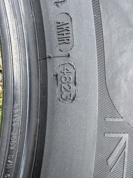 2 шини 255/50R19 AVON