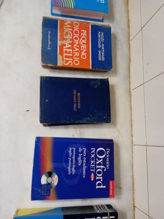 Conjunto de 6 Dicionários Inglês Diversos