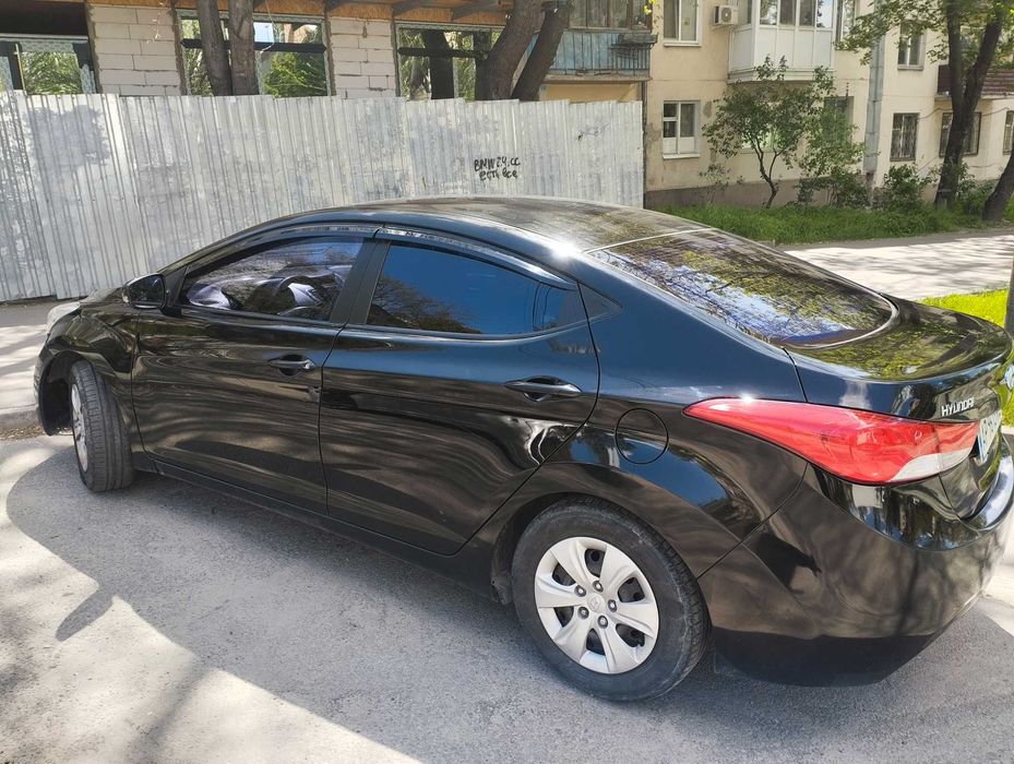 Hyundai Elantra 5-го поколения (MD)