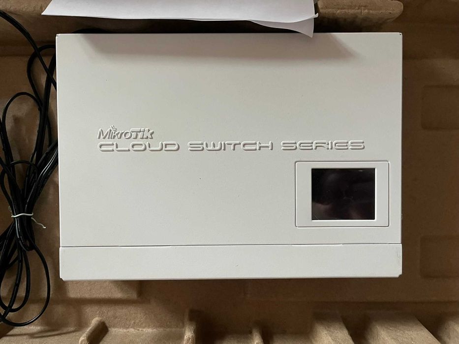 Продам Комутатор MikroTik Cloud Router Switch 212-1G-10S-1S+IN