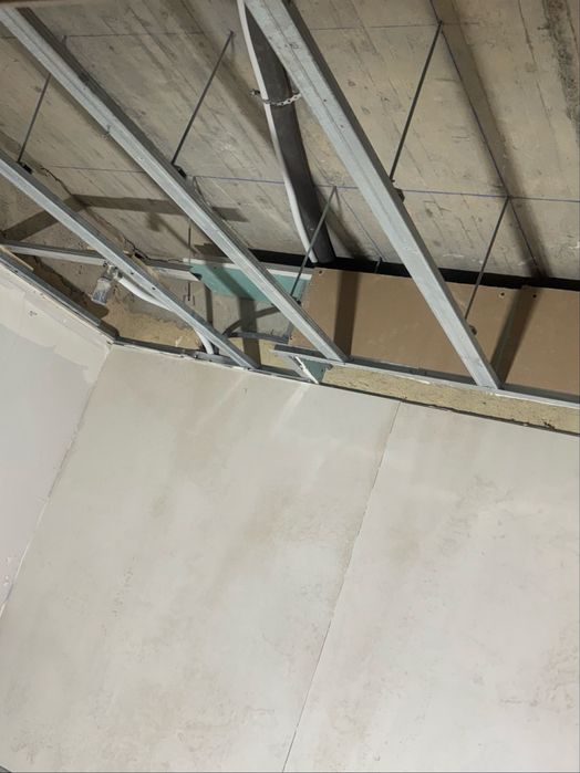 Realizo trabalhos sob orcamento pladur ,pintura barramentos etc