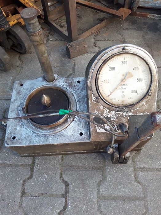 Próbnik wtryskiwaczy