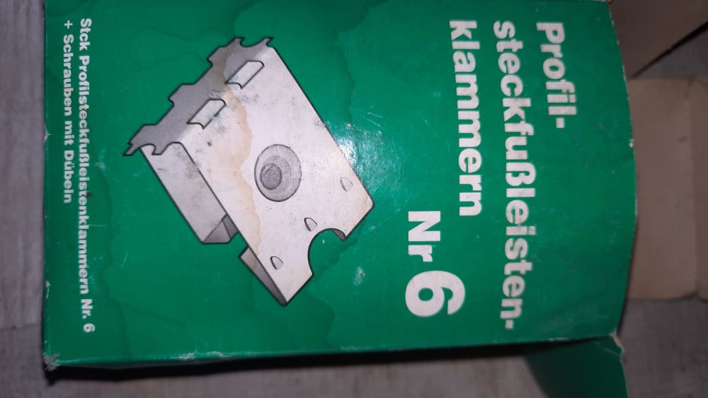 Wyprzedaż garażowa akcesoria majsterkowania