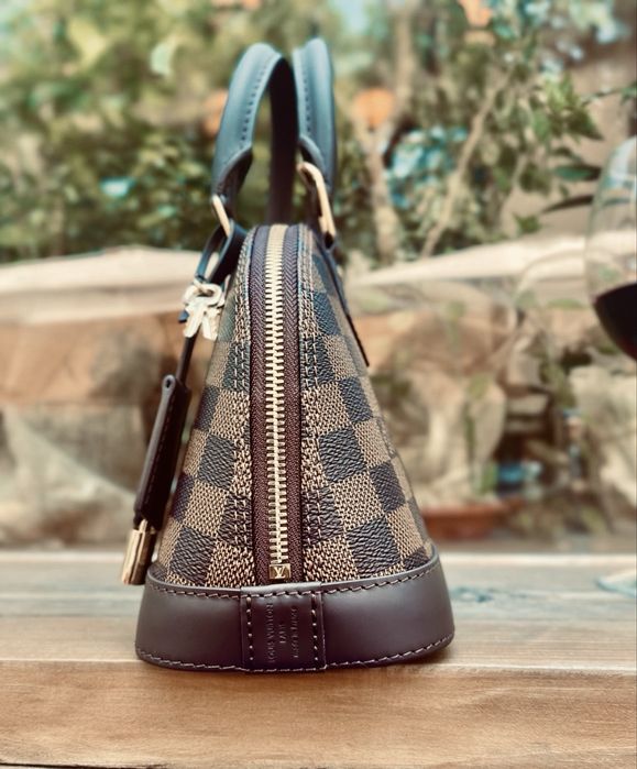 Сумка Louis Vuitton Alma bb N40606 ( оригинальная в идеальном состоянии )