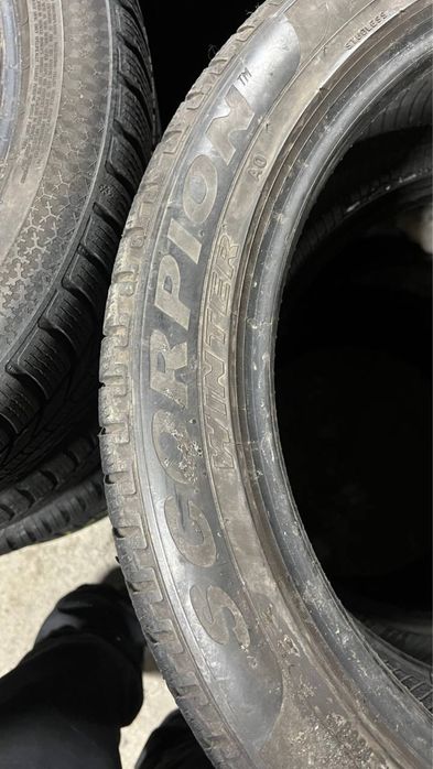 Комплект зимової гуми 255/45/20