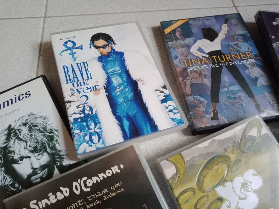 DVD Musicais - Vários artistas e bandas - como novos - Música