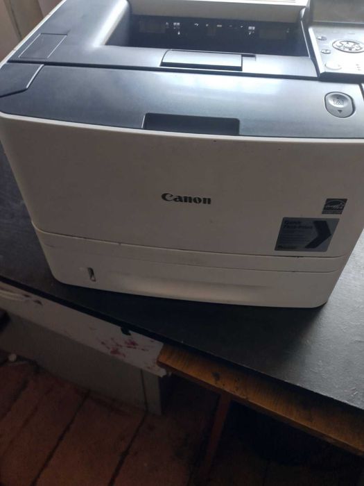 Canon i-SENSYS LBP6670dn
