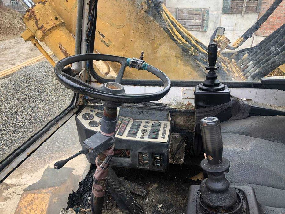 Продам ескаватор A912  liebherr хороший стан