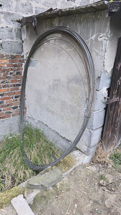 Drut stalowy srednika ok 1,5m
