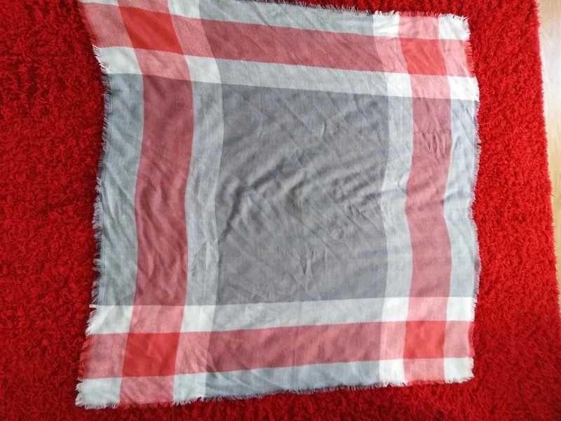 Chusta, szal z wełną