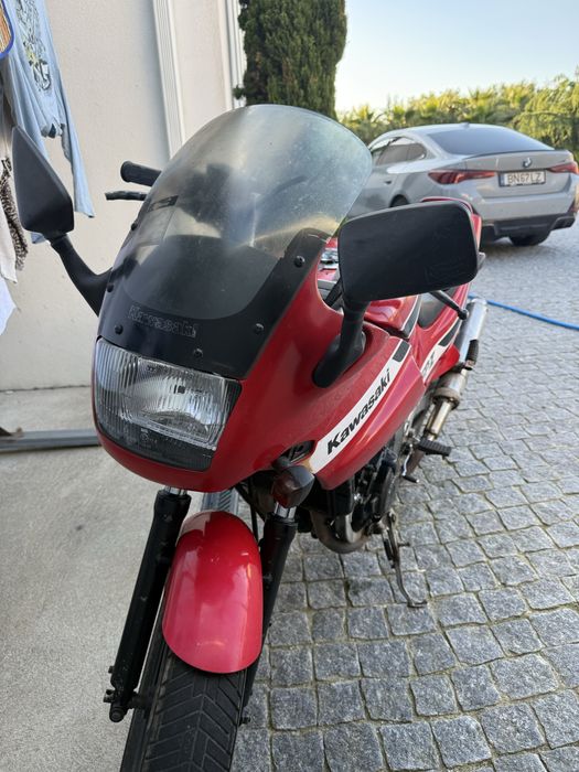 Kawasaki GPZ 500S – 27 mil km
