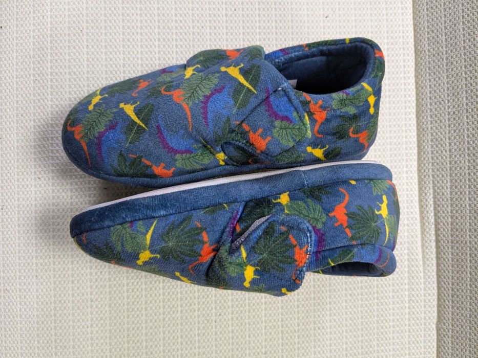 Clarks kapcie w dinozaury na rzep rozm. 27