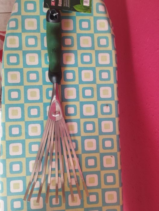 Садовый инструмент