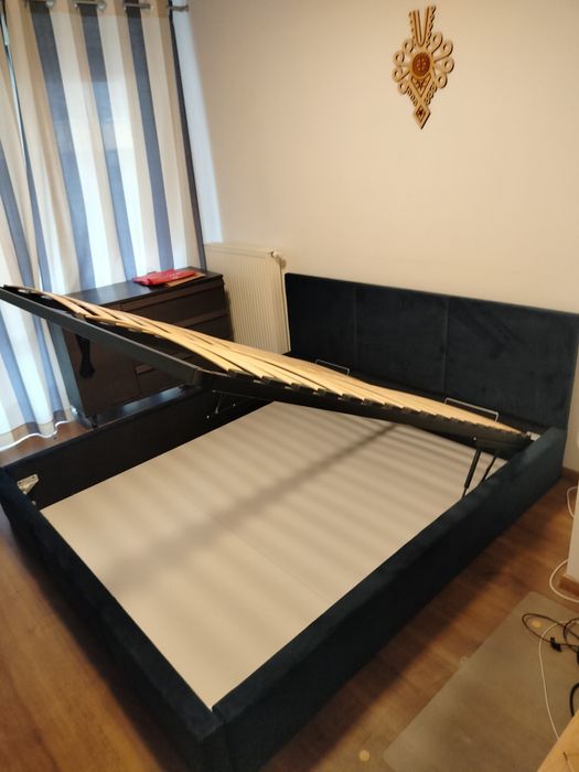 Skręcanie montaż mebli łóżek  szafek  szaf komody Kraków