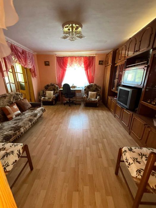 Продається житловий будинок у Великому Кучурові