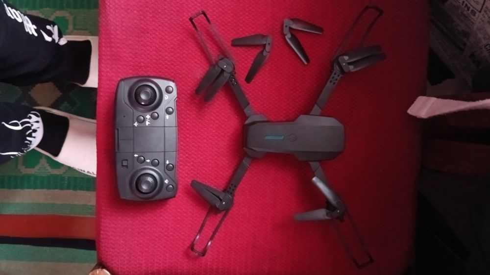 Дрон е99 wifi 2.4