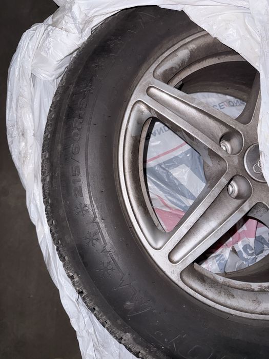 Диски + шини Audi R16 215/60 (зима/літо)
