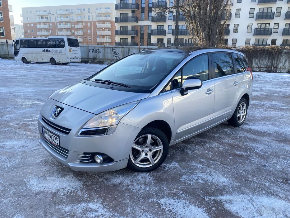 Peugeot 5008 1.6 benzyna 2010 rok 7 OSOB