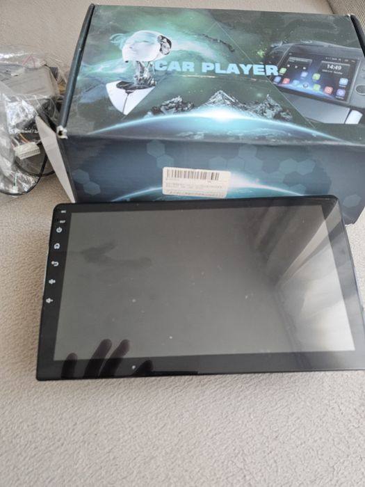 Ekran multimedialna do auta