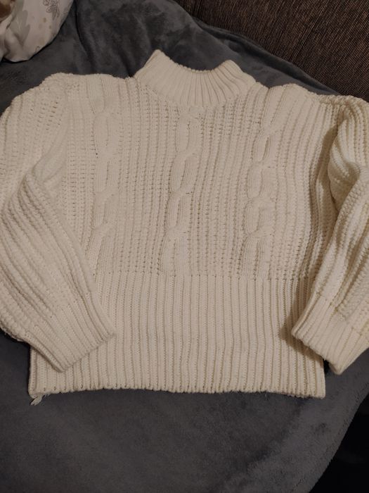 Sweter rozmiar M marki Okan