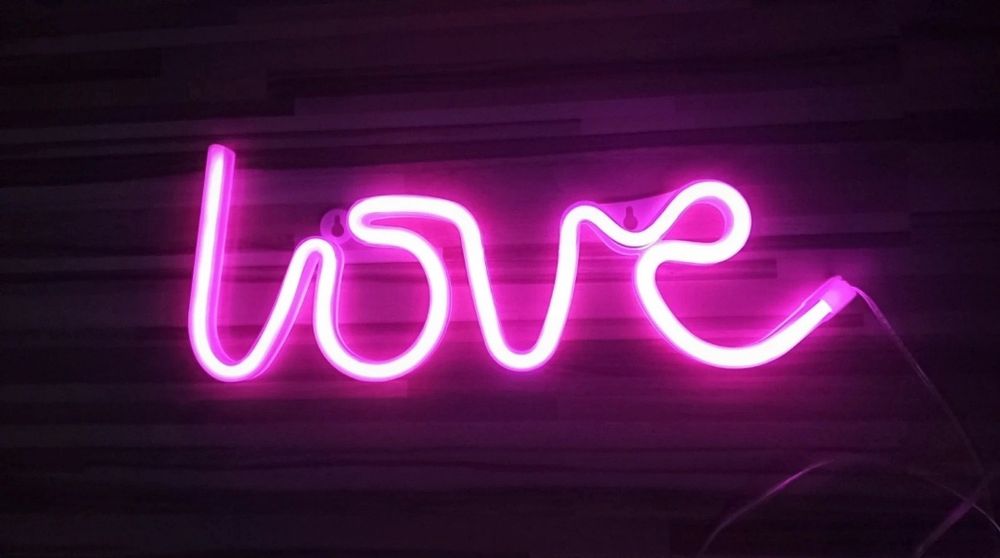 Napis ledowy led lampka nocna ozdoba na ścianę Love