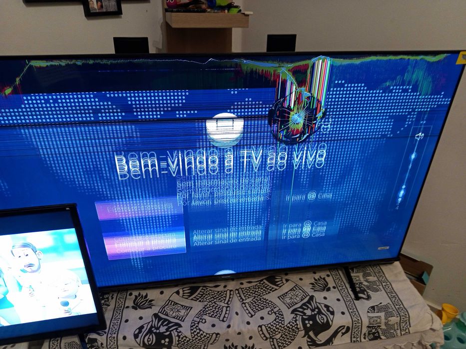 Tv hisense 58 polegadas avariada 35 euros