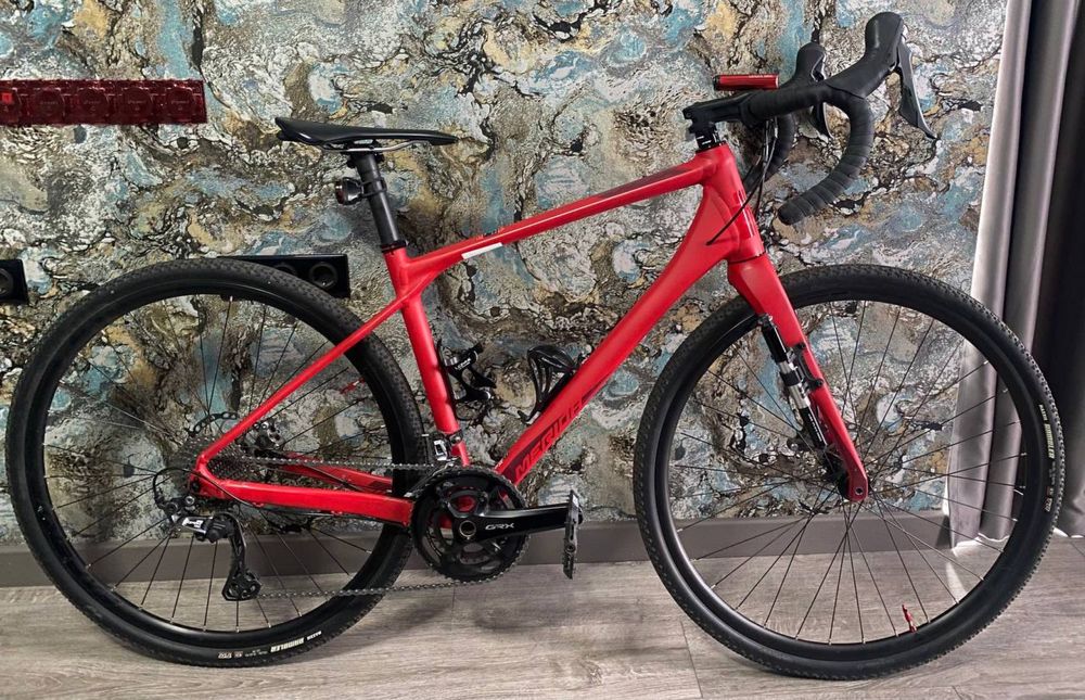 Gravel велосипед Merida Silex 700 (2021) Matt Race Red - GRX 810, 2x11