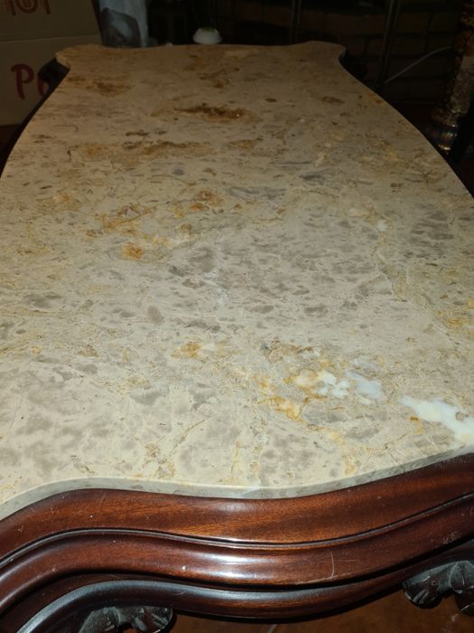 Vendo Mesa de Apoio de sala com Mármore