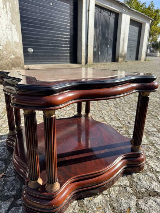 Mesa de Apoio em Madeira Maciça + Tampo de Mármore