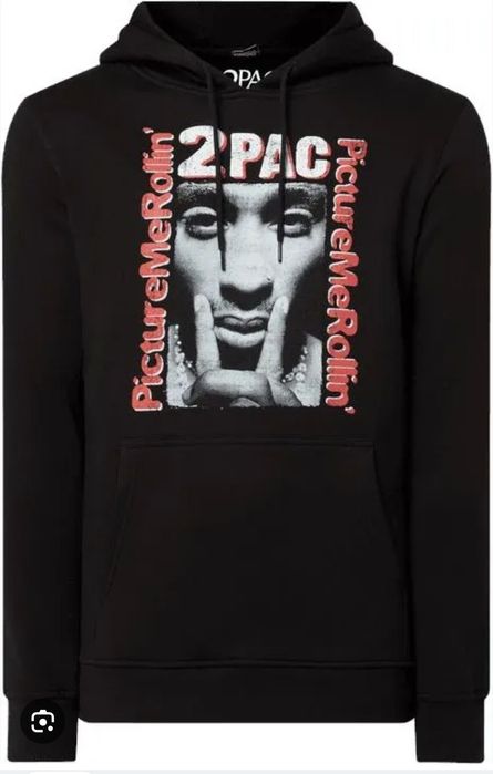 Худі Тупак Шакур чорного кольору.
Ширина під пахвами 62 по спині 72 до