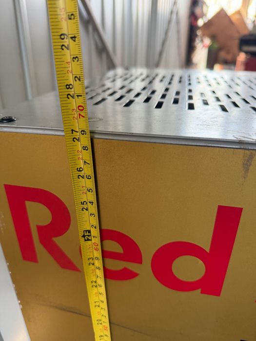 Mała Lodówka na napoje RedBull gastronomiczna chłodziarka