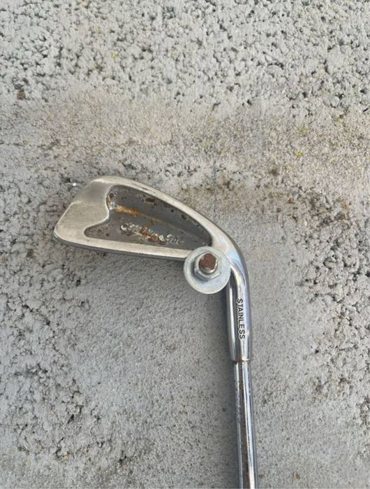 Vários Tacos De Golfe