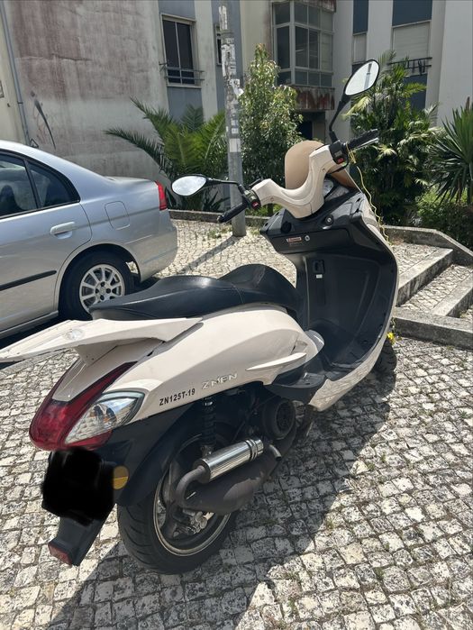 Moto Scooter 125 (4T)
