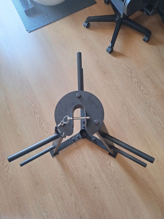 Disk and Barbell Stand483962377533532162